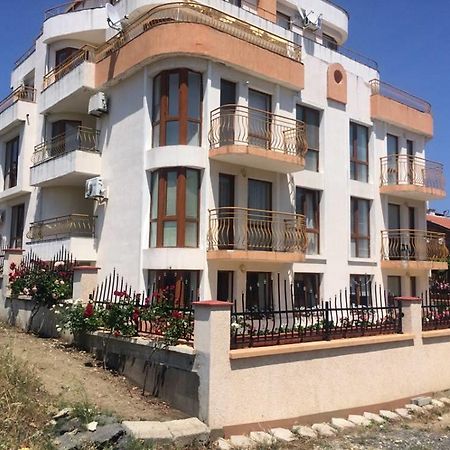 Private Studio Intsaraki - Sveti Vlas Ngoại thất bức ảnh